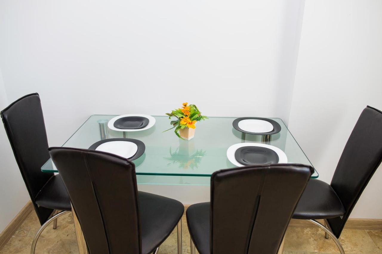 Golden Shell Apartment Mamaia Nord Năvodari Екстериор снимка