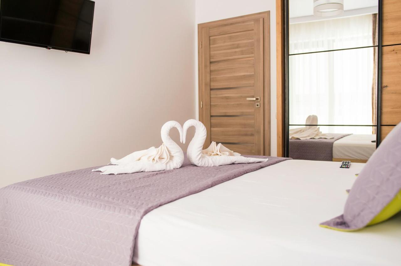 Golden Shell Apartment Mamaia Nord Năvodari Екстериор снимка
