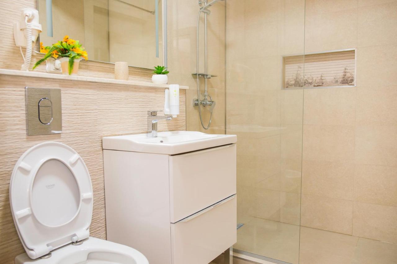Golden Shell Apartment Mamaia Nord Năvodari Екстериор снимка